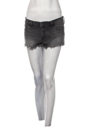 Дамски къс панталон Abercrombie & Fitch, Размер M, Цвят Сив, Цена 13,49 лв.