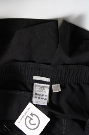 Дамски къс панталон Adidas, Размер M, Цвят Черен, Цена 20,40 лв.