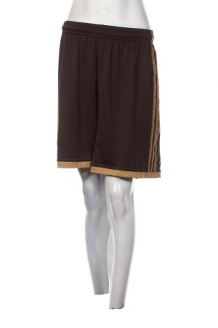 Γυναικείο κοντό παντελόνι Adidas, Μέγεθος XL, Χρώμα Καφέ, Τιμή 10,20 €