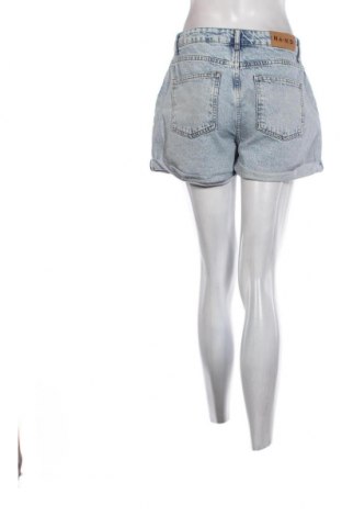 Дамски къс панталон Anika Teller x NA-KD, Размер M, Цвят Син, Цена 30,80 лв.