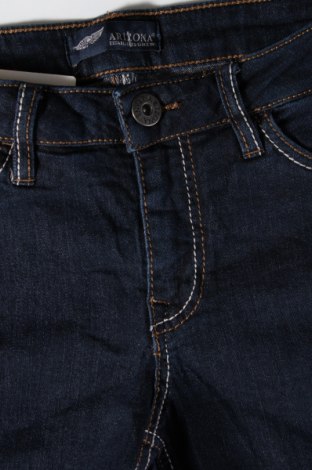 Дамски къс панталон Arizona, Размер S, Цвят Син, Цена 19,00 лв.