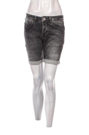 Γυναικείο κοντό παντελόνι Ashes To Dust, Μέγεθος M, Χρώμα Γκρί, Τιμή 4,63 €