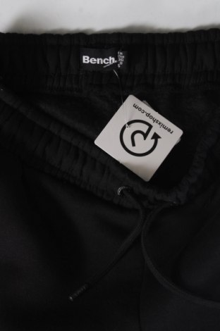Pantaloni scurți de femei Bench, Mărime S, Culoare Negru, Preț 42,83 Lei