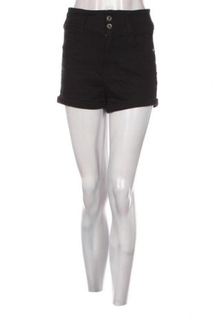 Damen Shorts Bershka, Größe S, Farbe Schwarz, Preis 5,83 €