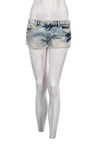 Γυναικείο κοντό παντελόνι Bershka, Μέγεθος M, Χρώμα Πολύχρωμο, Τιμή 8,59 €