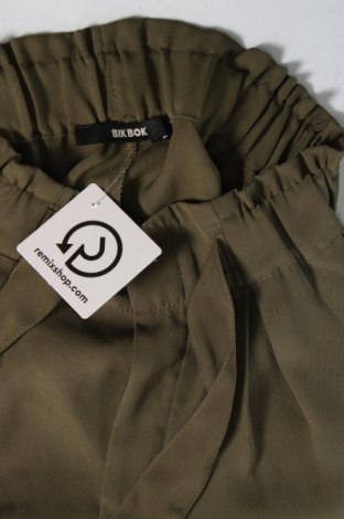 Дамски къс панталон Bik Bok, Размер XS, Цвят Зелен, Цена 10,56 лв.