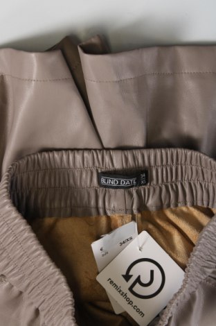 Γυναικείο κοντό παντελόνι Blind Date, Μέγεθος XS, Χρώμα Γκρί, Τιμή 19,18 €
