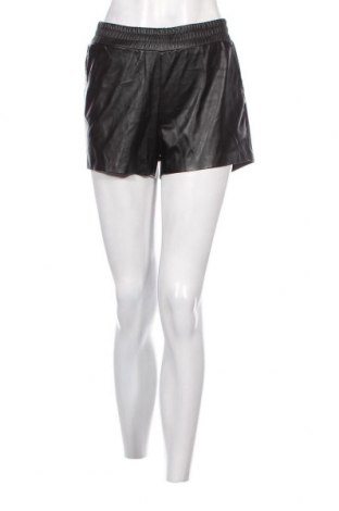 Γυναικείο κοντό παντελόνι Blind Date, Μέγεθος S, Χρώμα Μαύρο, Τιμή 6,35 €