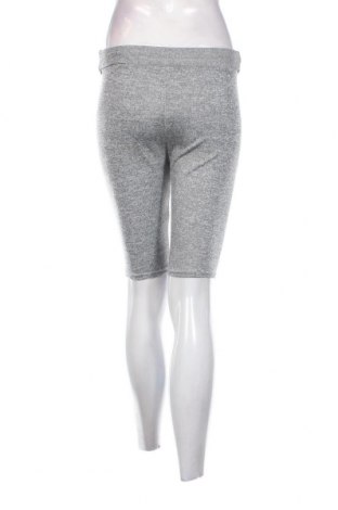 Γυναικείο κοντό παντελόνι Boohoo, Μέγεθος M, Χρώμα Γκρί, Τιμή 4,91 €