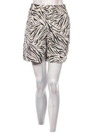 Γυναικείο κοντό παντελόνι C&A, Μέγεθος M, Χρώμα Πολύχρωμο, Τιμή 11,51 €