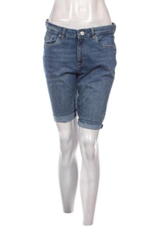 Дамски къс панталон C&A, Размер M, Цвят Син, Цена 8,55 лв.