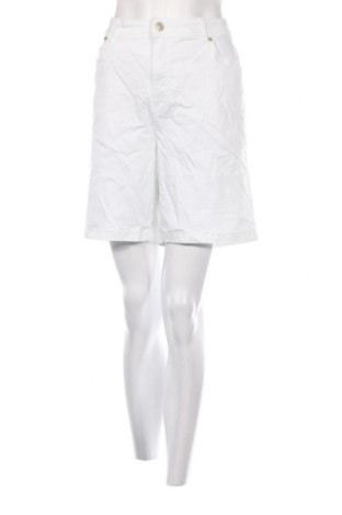 Γυναικείο κοντό παντελόνι C&A, Μέγεθος XL, Χρώμα Λευκό, Τιμή 7,05 €