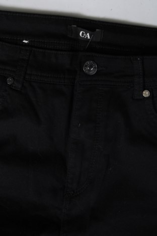 Pantaloni scurți de femei C&A, Mărime M, Culoare Negru, Preț 25,00 Lei