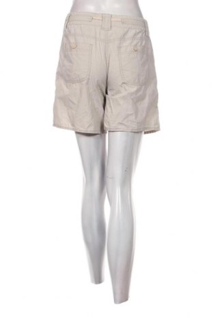 Дамски къс панталон Cherokee, Размер M, Цвят Бежов, Цена 10,26 лв.