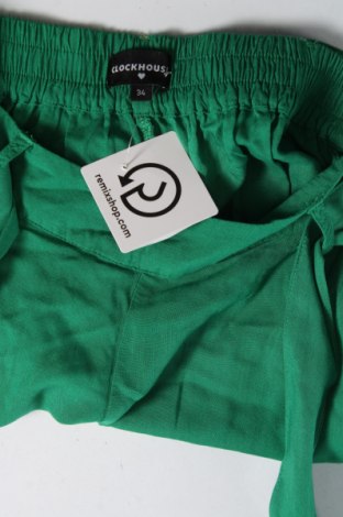 Дамски къс панталон Clockhouse, Размер XS, Цвят Зелен, Цена 11,73 лв.
