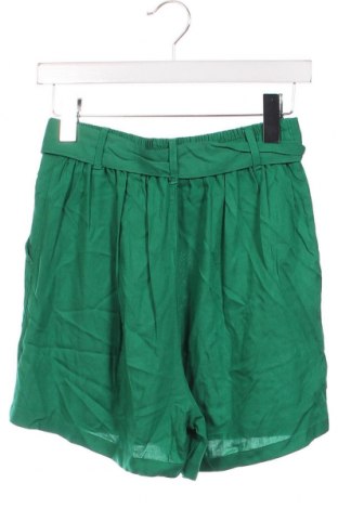 Дамски къс панталон Clockhouse, Размер XS, Цвят Зелен, Цена 11,73 лв.