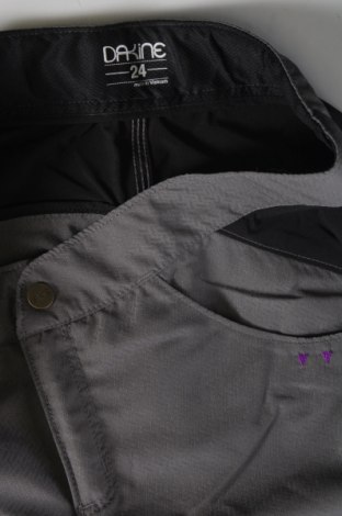 Damen Shorts Dakine, Größe XS, Farbe Grau, Preis 28,87 €