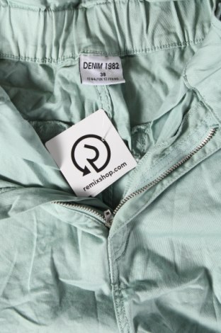 Дамски къс панталон Denim 1982, Размер M, Цвят Зелен, Цена 7,03 лв.