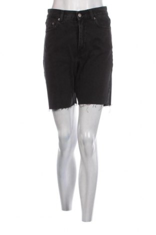 Дамски къс панталон Dr. Denim, Размер S, Цвят Черен, Цена 77,00 лв.