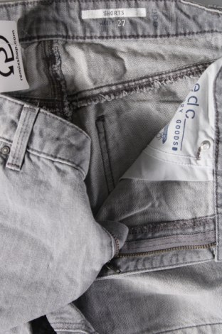 Дамски къс панталон Edc By Esprit, Размер M, Цвят Сив, Цена 9,52 лв.