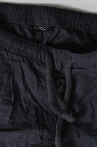 Дамски къс панталон Esmara, Размер M, Цвят Син, Цена 19,00 лв.