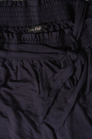 Γυναικείο κοντό παντελόνι F&F, Μέγεθος XS, Χρώμα Μπλέ, Τιμή 10,10 €