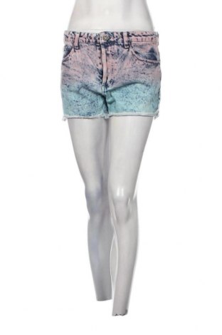 Дамски къс панталон Fb Sister, Размер M, Цвят Многоцветен, Цена 9,60 лв.