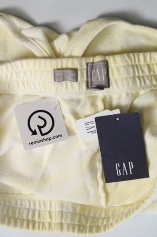 Pantaloni scurți de femei Gap, Mărime L, Culoare Galben, Preț 30,59 Lei
