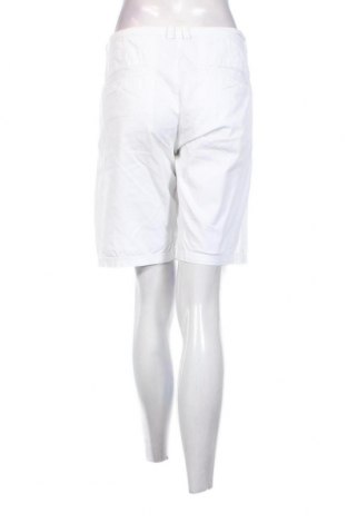 Дамски къс панталон Gina, Размер L, Цвят Бял, Цена 15,17 лв.