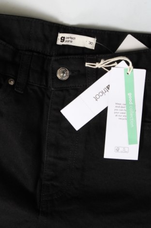 Дамски къс панталон Gina Tricot, Размер XS, Цвят Черен, Цена 17,94 лв.