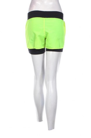 Γυναικείο κοντό παντελόνι Guess, Μέγεθος S, Χρώμα Πράσινο, Τιμή 21,91 €
