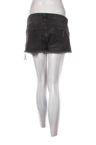 Дамски къс панталон H&M, Размер M, Цвят Черен, Цена 19,00 лв.