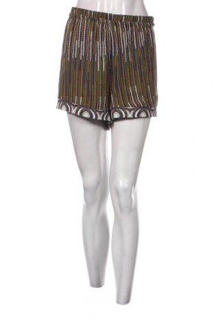 Γυναικείο κοντό παντελόνι H&M Conscious Collection, Μέγεθος XL, Χρώμα Πολύχρωμο, Τιμή 6,00 €