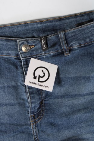 Pantaloni scurți de femei H&M Divided, Mărime L, Culoare Albastru, Preț 29,08 Lei