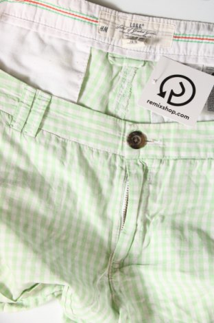 Дамски къс панталон H&M Divided, Размер M, Цвят Зелен, Цена 27,52 лв.