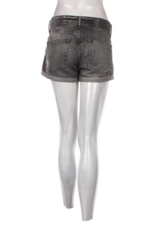 Дамски къс панталон H&M Divided, Размер XL, Цвят Сив, Цена 10,28 лв.