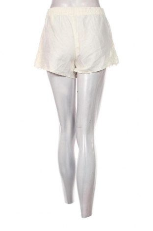 Дамски къс панталон H&M L.O.G.G., Размер M, Цвят Бял, Цена 19,00 лв.