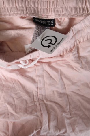 Γυναικείο κοντό παντελόνι Janina, Μέγεθος L, Χρώμα Ρόζ , Τιμή 6,35 €