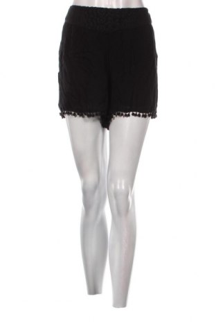 Γυναικείο κοντό παντελόνι Jennyfer, Μέγεθος L, Χρώμα Μαύρο, Τιμή 6,71 €