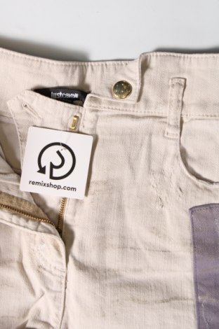 Дамски къс панталон Just Cavalli, Размер S, Цвят Бежов, Цена 53,40 лв.