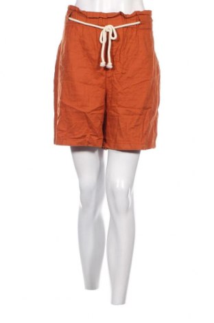 Дамски къс панталон LC Waikiki, Размер XL, Цвят Оранжев, Цена 23,40 лв.