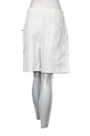 Дамски къс панталон Lee, Размер M, Цвят Бял, Цена 108,00 лв.