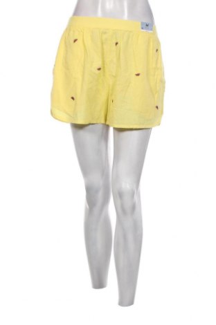 Damen Shorts Lefties, Größe M, Farbe Gelb, Preis € 6,39