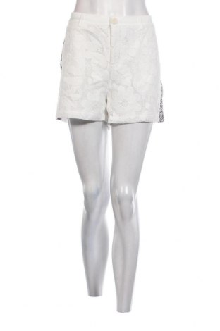 Дамски къс панталон Lili Sidonio, Размер L, Цвят Бял, Цена 34,65 лв.