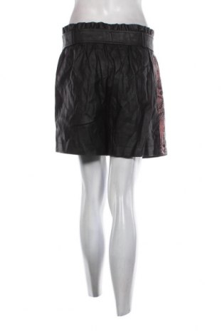 Pantaloni scurți de femei Lost Ink, Mărime L, Culoare Negru, Preț 136,78 Lei