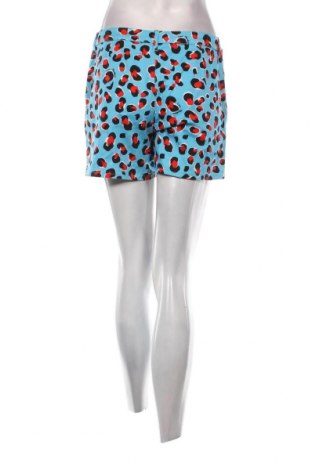 Дамски къс панталон Love Moschino, Размер M, Цвят Многоцветен, Цена 53,40 лв.