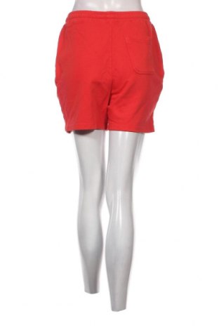 Дамски къс панталон Lyle & Scott, Размер S, Цвят Червен, Цена 32,40 лв.