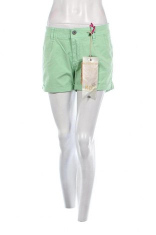 Γυναικείο κοντό παντελόνι M.O.D, Μέγεθος XL, Χρώμα Πράσινο, Τιμή 19,18 €