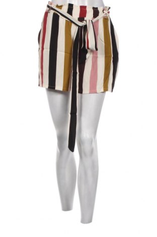 Γυναικείο κοντό παντελόνι MADO'S SISTER, Μέγεθος M, Χρώμα Πολύχρωμο, Τιμή 17,86 €