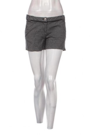 Pantaloni scurți de femei Marc O'Polo, Mărime M, Culoare Gri, Preț 173,47 Lei